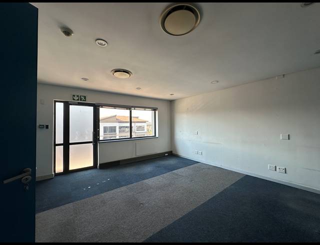 703M² OFFICE TO LET IN CENTURION CENTRAL